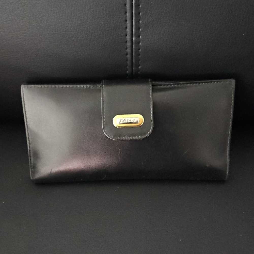Bally Black Leather Wallet Sleek Minimalist Design
